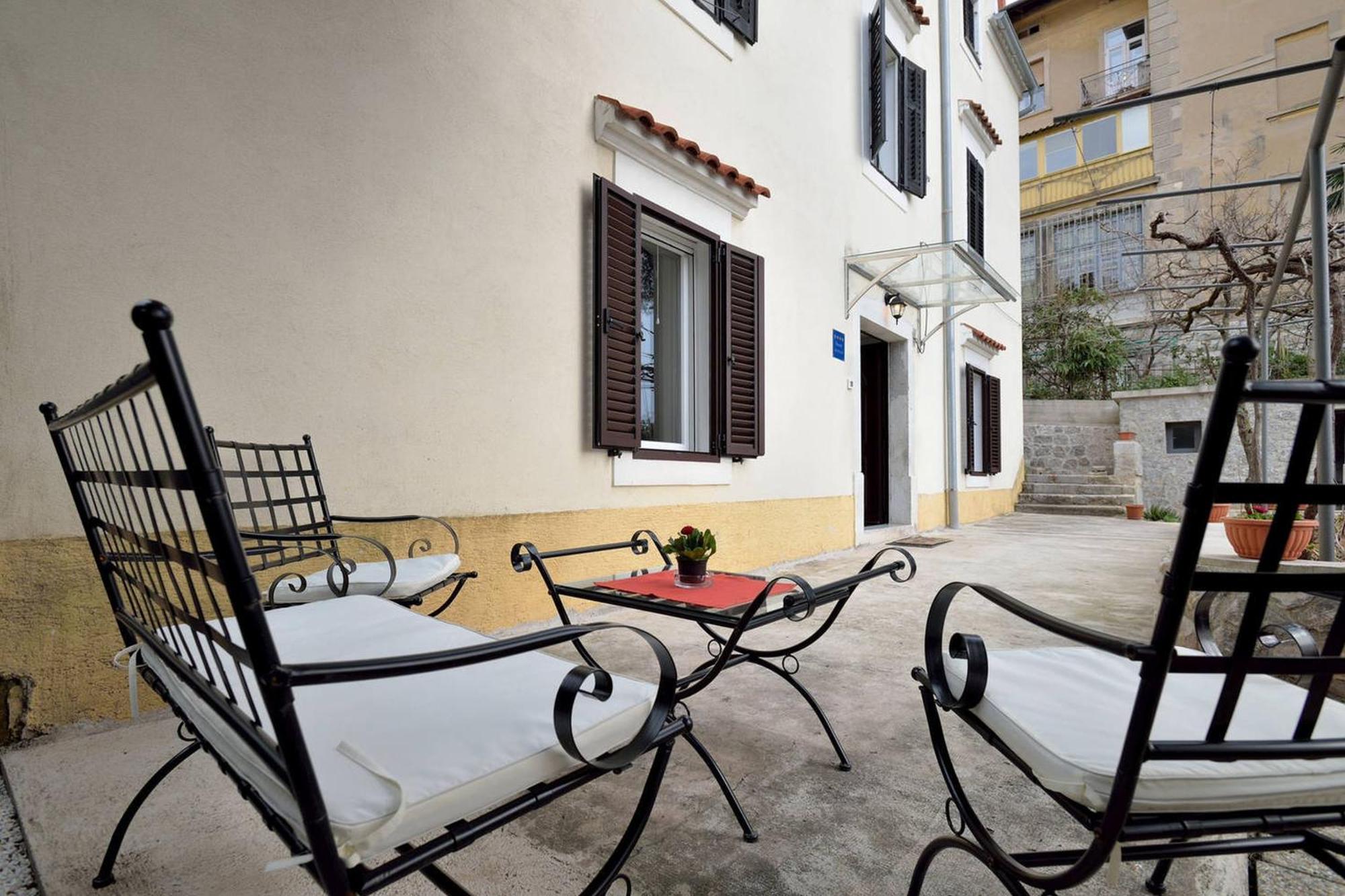 Apartment Opatija Lavanda Eksteriør billede